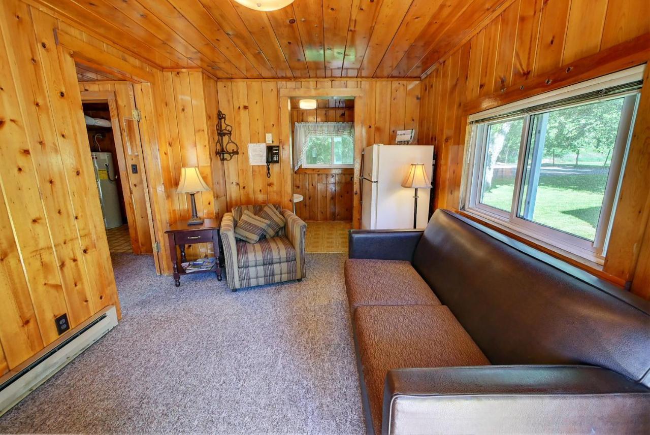 Idle A While Cabins Twisp Экстерьер фото